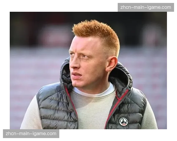 兰斯主帅威尔-斯蒂尔接受BBC采访，谈高位压迫与转换风险把控